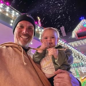 Meet your Posher, Levi